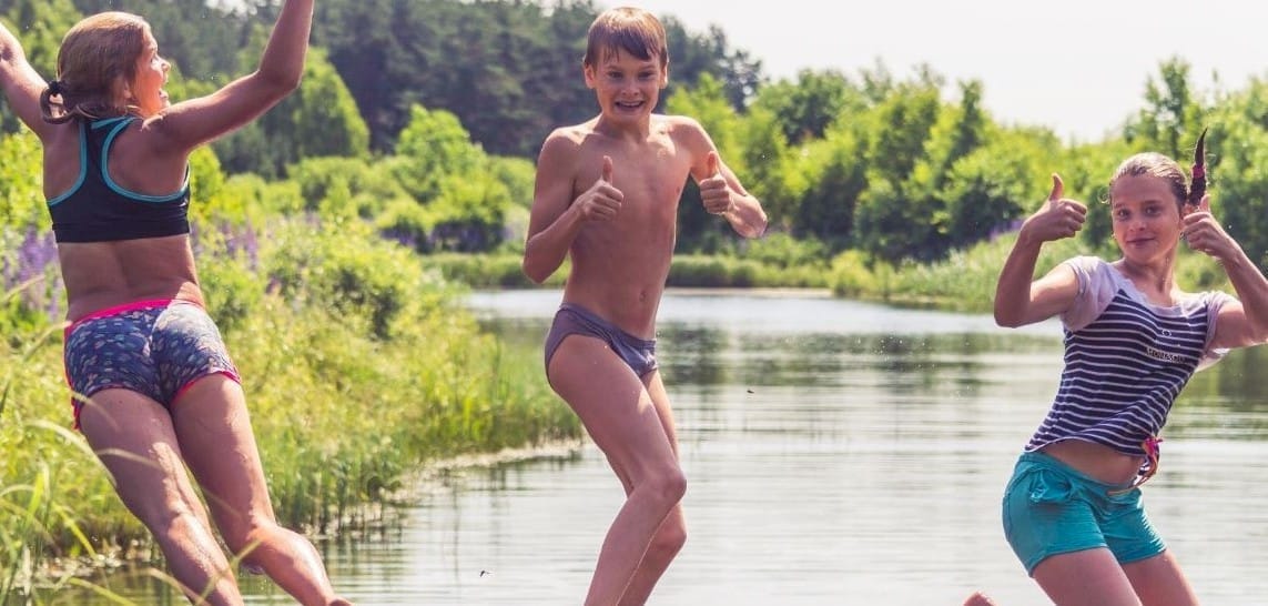 Cotswold Water Park Activities